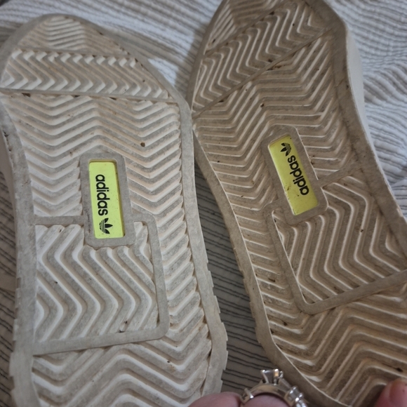 Size 6.5 - Adidas Hypersleek Triple White 702001 10/18 - Picture 5 of 6